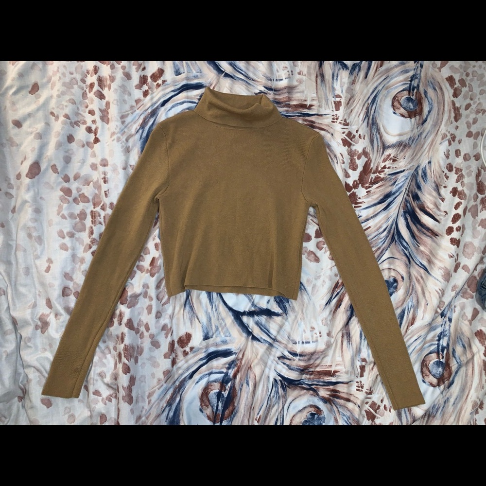Crop sweater